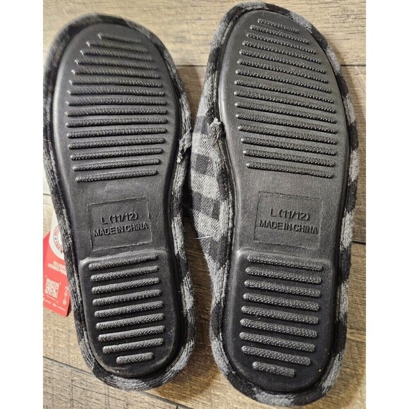 Iowa Hawkeyes College Football Men's Plaid Slippers NEW - Picture 7 of 7